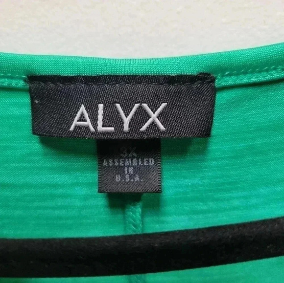 ALYX Women's Emerald Green Open Cut Short Sleeve Blouse Plus Size 3x - Picture 4 of 4